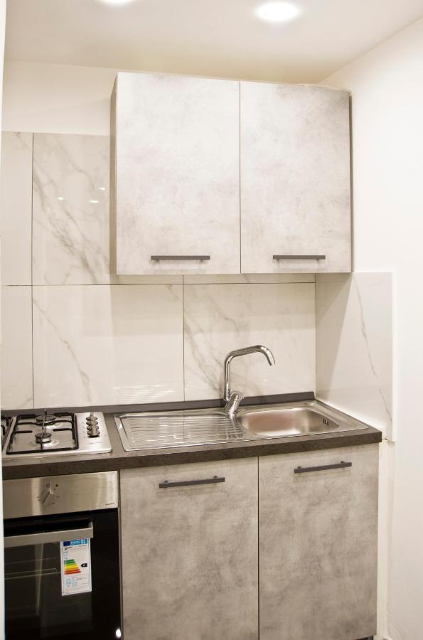 Suite Napoli Sotterranea Con Jacuzzi Exterior photo