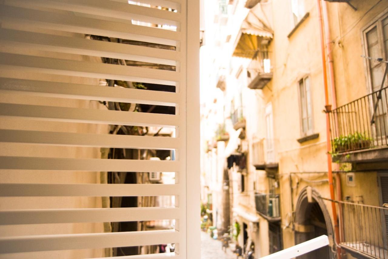 Suite Napoli Sotterranea Con Jacuzzi Exterior photo
