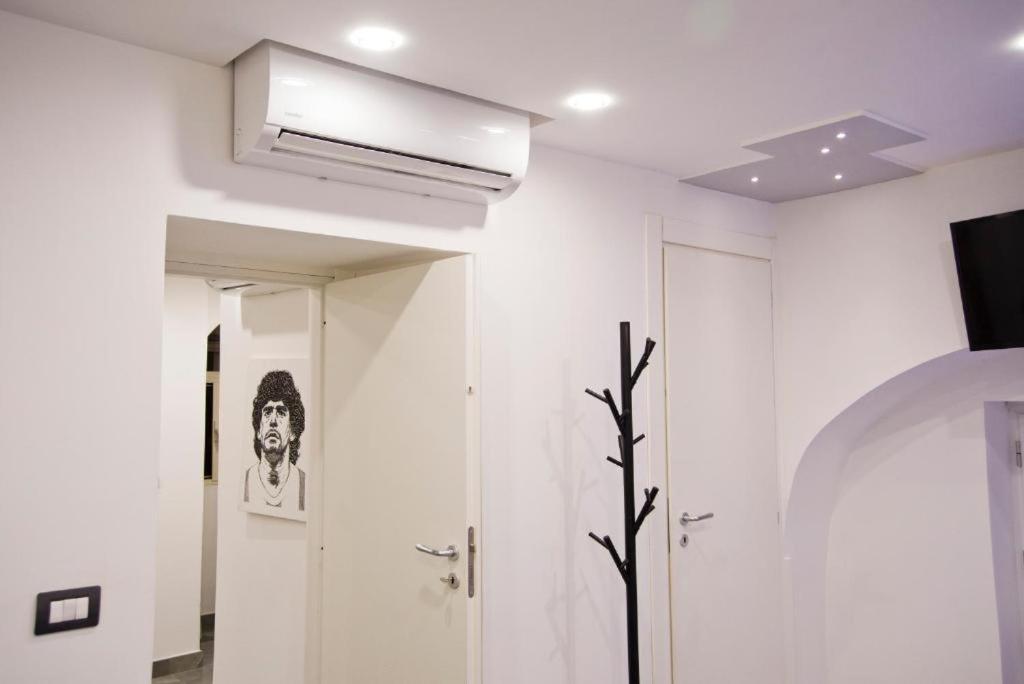 Suite Napoli Sotterranea Con Jacuzzi Exterior photo